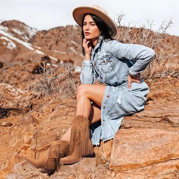 NEW! Cowgirl Boots with Star Studded, Pointed Toe and Chunky Heel – Mid Calf - Picture 3 of 4